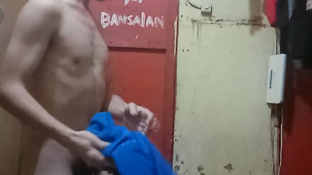 The queens beauty knows no bounds