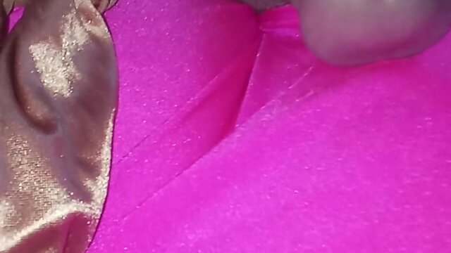 Intimate lingerie surprise: wifes sensual cumshot