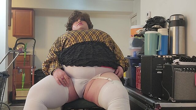 Molly reaches climax while wearing new white panties