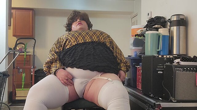 Molly reaches climax while wearing new white panties