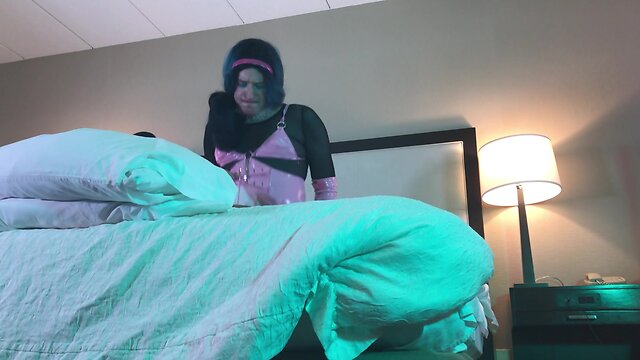 Raw cowgirl ride: chastity t gets fucked