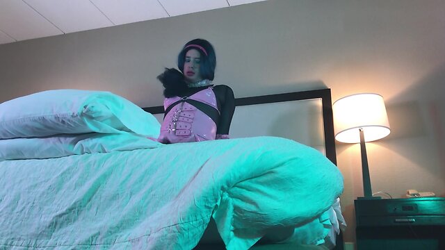 Raw cowgirl ride: chastity t gets fucked