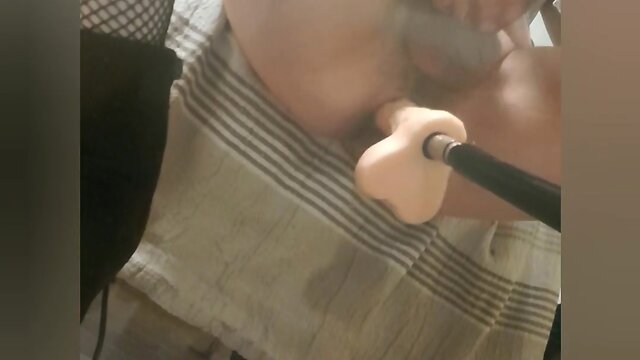 Sissy play on the sex machine with ambratrav