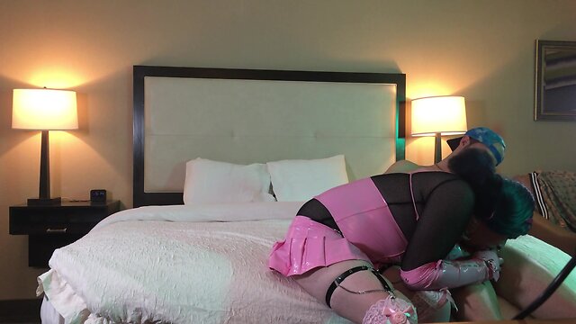 Transgender woman in chastity performs oral sex