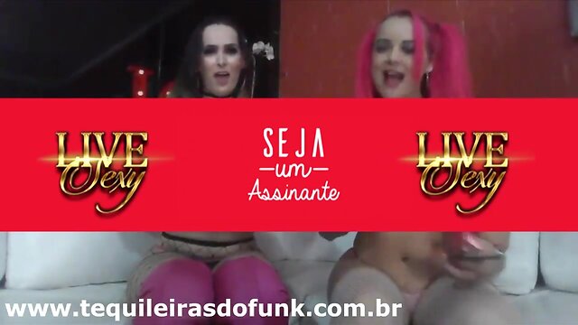 Sexy live performance - featuring a gorgeous trans woman