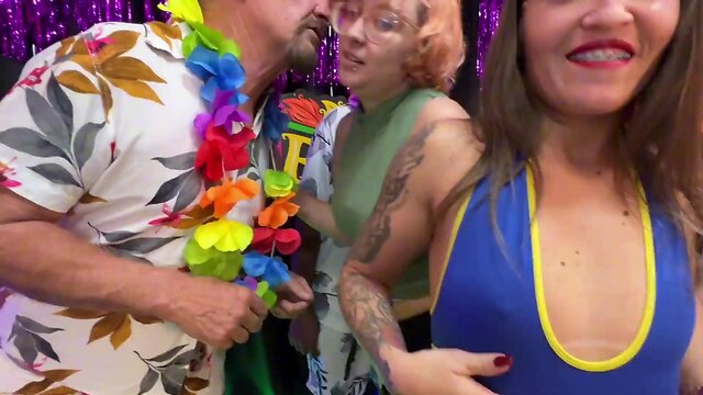 Free alt girls are fucking at the party, and it gets really wild