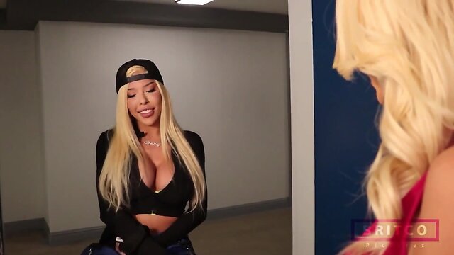 Busty blonde bitch Brittany Andrews fucked by a trans beauty