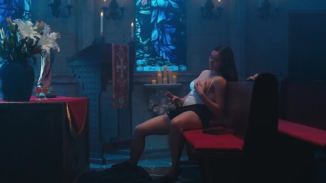 Shelena, the Sicilian glam girl, gets fucked by a huge cock