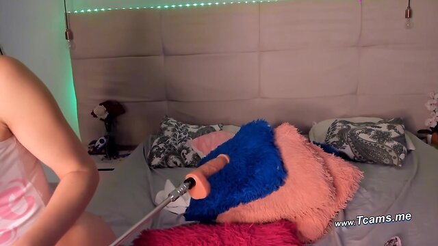 Cute transwoman gets her ass pounded by a sex machine