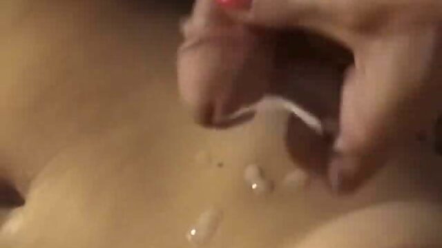 Shemale Akcja gets Dildo and fisted by blonde Chick