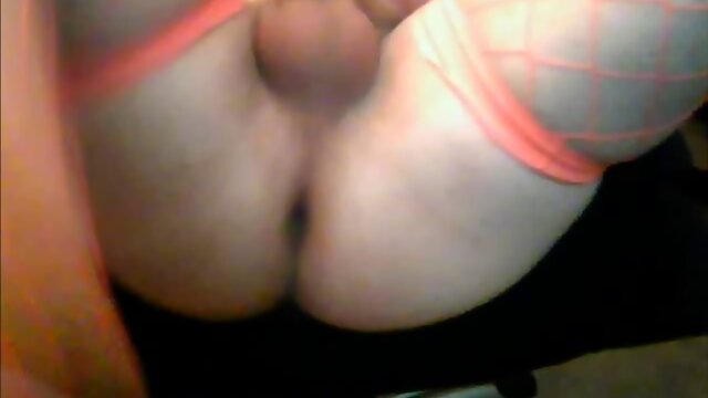 Exploring the Limits: An Amateur Anal Dildo Video