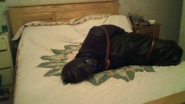 Leather and Crossdressing -- Self Bondage!