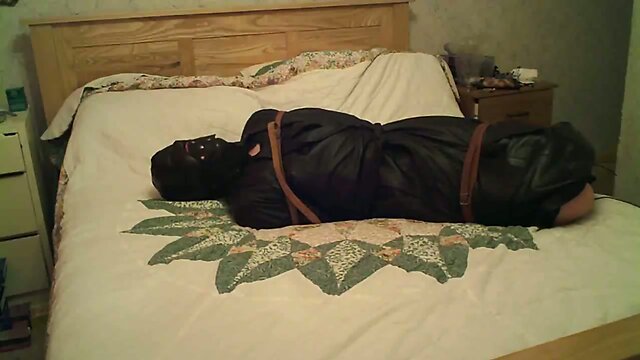 Leather and Crossdressing -- Self Bondage!