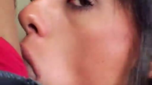 Oral Sex with a tall Ladyboy by TROC