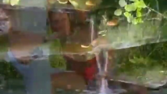 SHEMALE NOMI X...usb