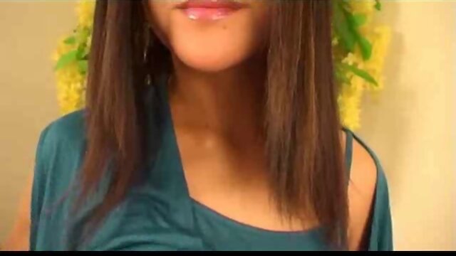 Cute! Asian LadyBoy 02