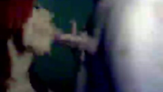 roxeecox sucking the neighbor