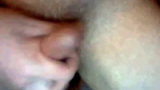 Shorthaired Amateur Shemale Teen on Webcam