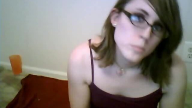 Sexy Teen TS Shows Off on Cam