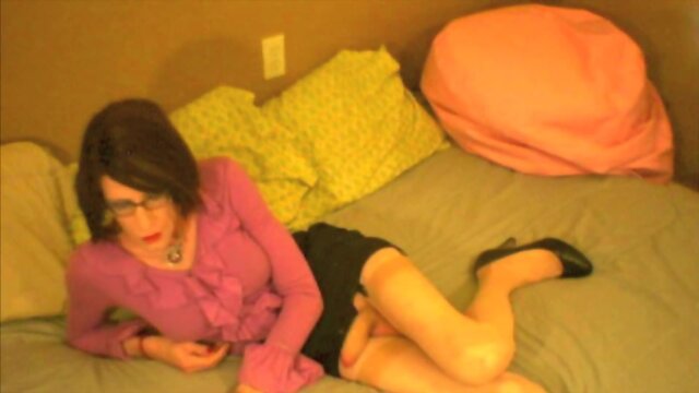 Sissy Secretary Self Satisfaction