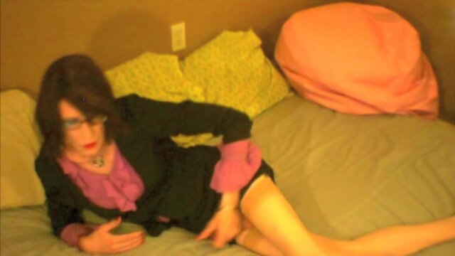 Sissy Secretary Self Satisfaction