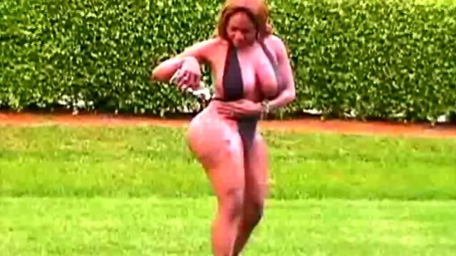 Exploring Forbidden Kinks Outdoors: A Couple`s Fetish Adventure