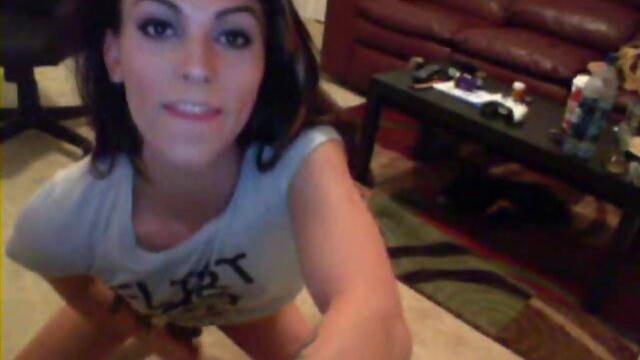 Shemale solo webcam performance