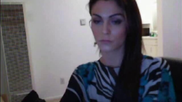 Shemale solo webcam performance