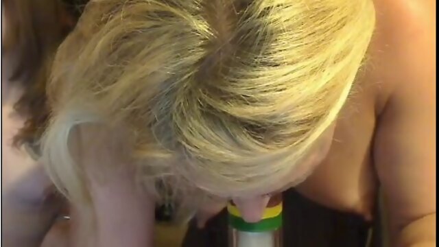 A Hot and Steamy Encounter: Amateur Shemale Porn