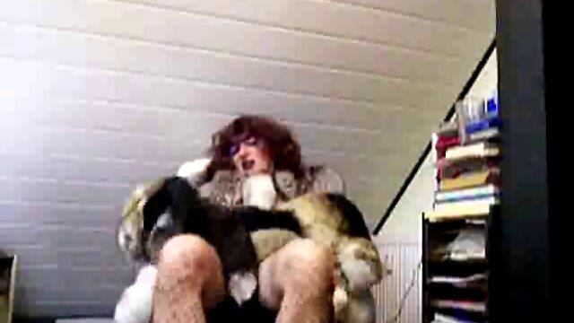 Lustful shemale slut adores fur