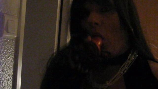 Slutty tranny in black strokes and fucks herself