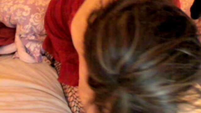 Two nasty tranny suck each other