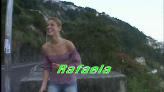 Seductive tranny fucked