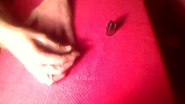 Amateur Crossdresser in Horny Outfit: Mesmerizing Video!