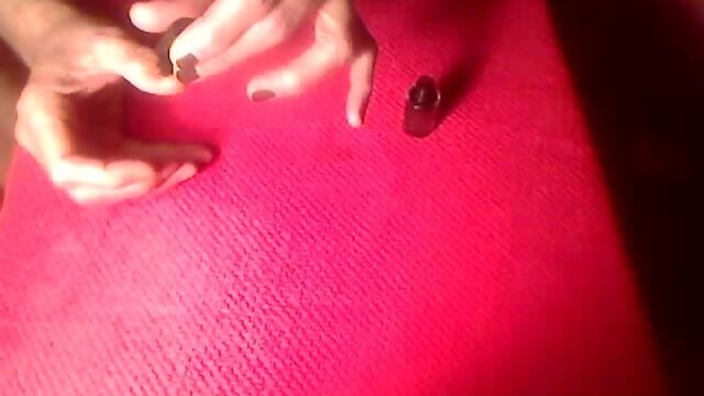 Amateur Crossdresser in Horny Outfit: Mesmerizing Video!