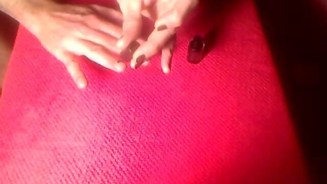 Amateur Crossdresser in Horny Outfit: Mesmerizing Video!