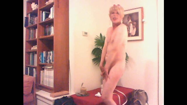 sissy bitch wendy jane jackin and prancin naked