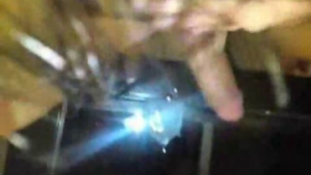 Filipina ladyboy strokes