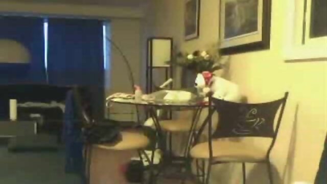 Canadian ladyboy plays with her boyfriend