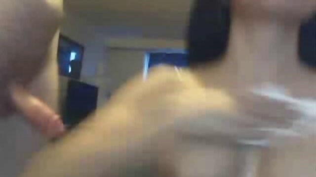 Canadian ladyboy plays with her boyfriend