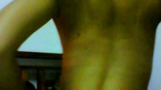 liliy play agin cam89