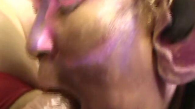 Xmas Dick Of Chubby Shemale Santa