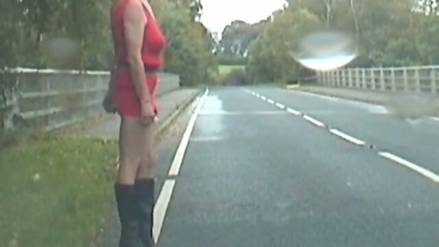 Zoe's Xmas flaunt for you