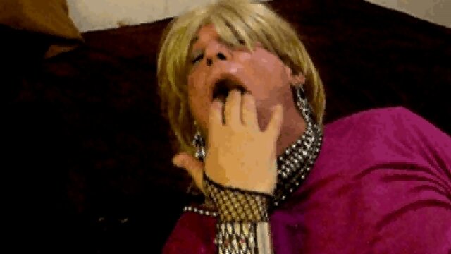 Cyndee and stranger Blo and Go